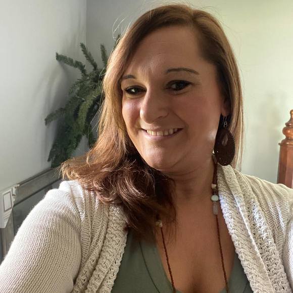 Meet your Posher, Jenna - Picture 1 of 1